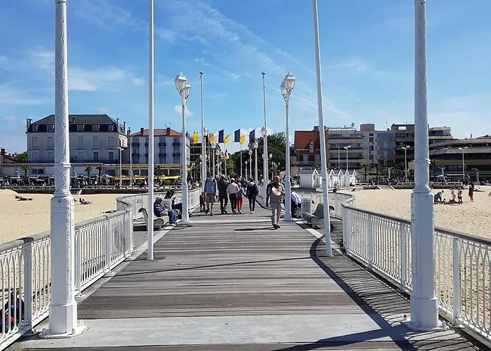 Lumineux Avec Terrasse Arcachon, Dautomne - Fr-1-474-293 Appartement *